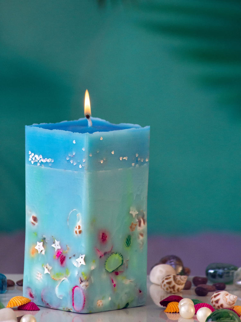 Aqua Sea Shell Décor Candle Made with Natural Soy Wax Scented Glass Jar Candle Blended with Premium Grade Fragrance Oils Total Net WT:600 Gm, Burning time: 90 Hours