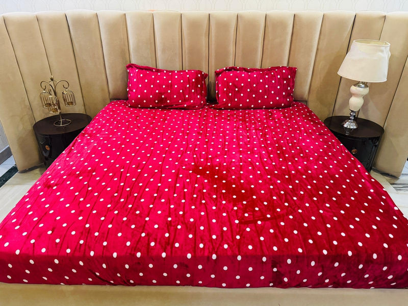 Nanki's New Winter Edition Velvet Warm King Size Bedsheets (Size 274 x 274 cms), with 2 Pillow Covers (Size 48x68 cms) (Red Polka)