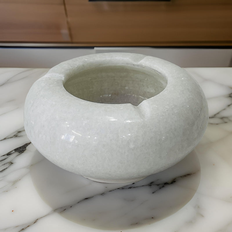 MARVELLMARBLES Ashtray, Round Tabletop Ashtray Indoor Outdoor Use Cigarette Cigar Ash Holder Desktop Smoking With Stand. (without stand) 3.5 Inch