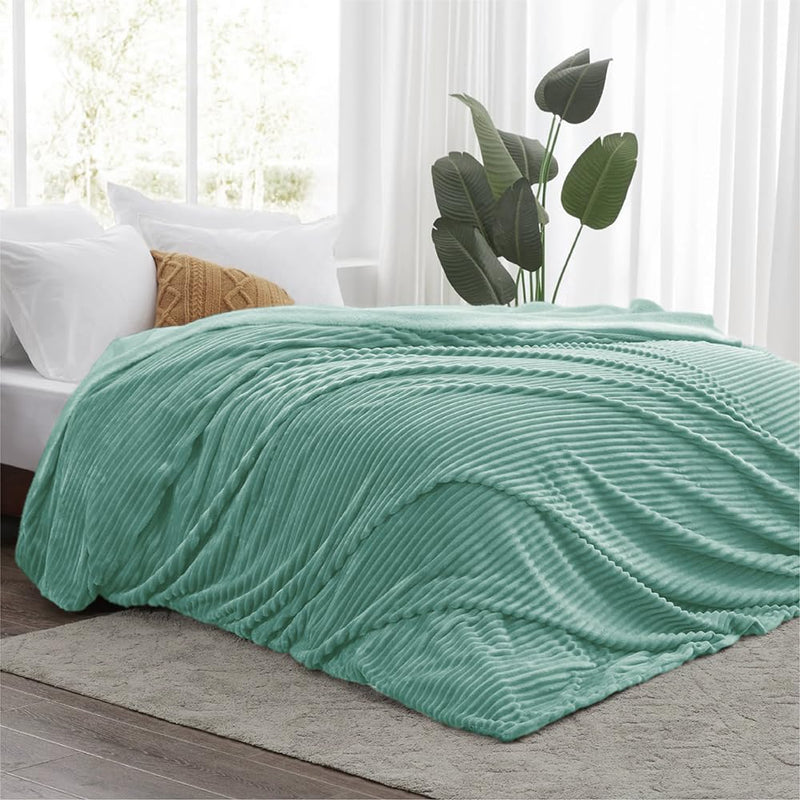 VAS COLLECTIONS Reversible Sherpa Fleece Throw Blanket Plush Flannel Throw, Ultra Soft Warm Ribbed Microfiber all season/ac blanket for Sofa Couch Bed, Luxury Thick Striped Blanket, Green, 220x230 CM,