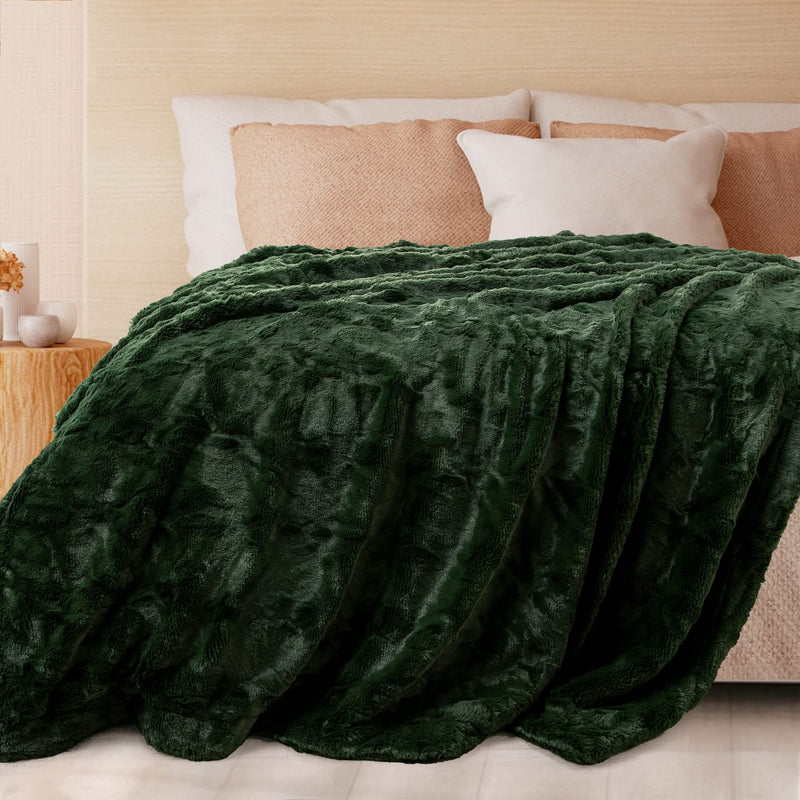 TOONOW Faux Fur Luxury Throw Blanket,Double Side Soft Fluffy Shaggy Fuzzy Blanket for Couch Sofa Bed (Olive Green, Throw)