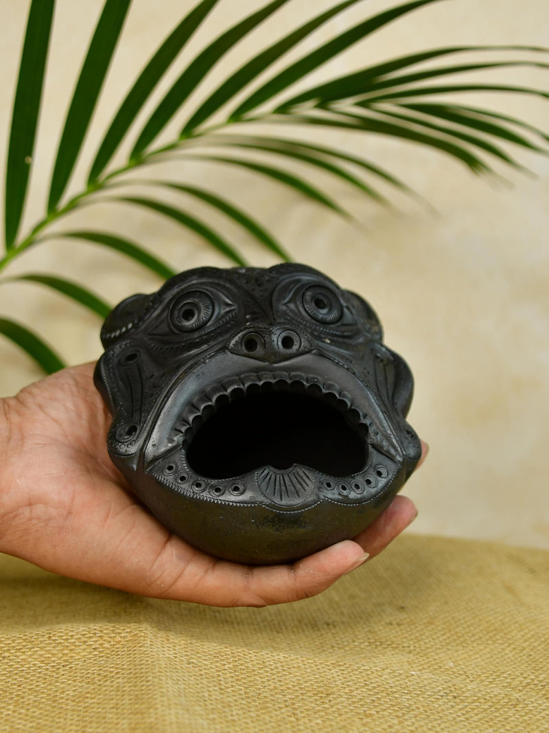 Mayii - Handcrafted Tribal Terracotta Ashtray Deity showpiece, Set of 1 Premium Terracotta Made Tabletop Home Decor for Living Room and Gifting(12 cm,Black)