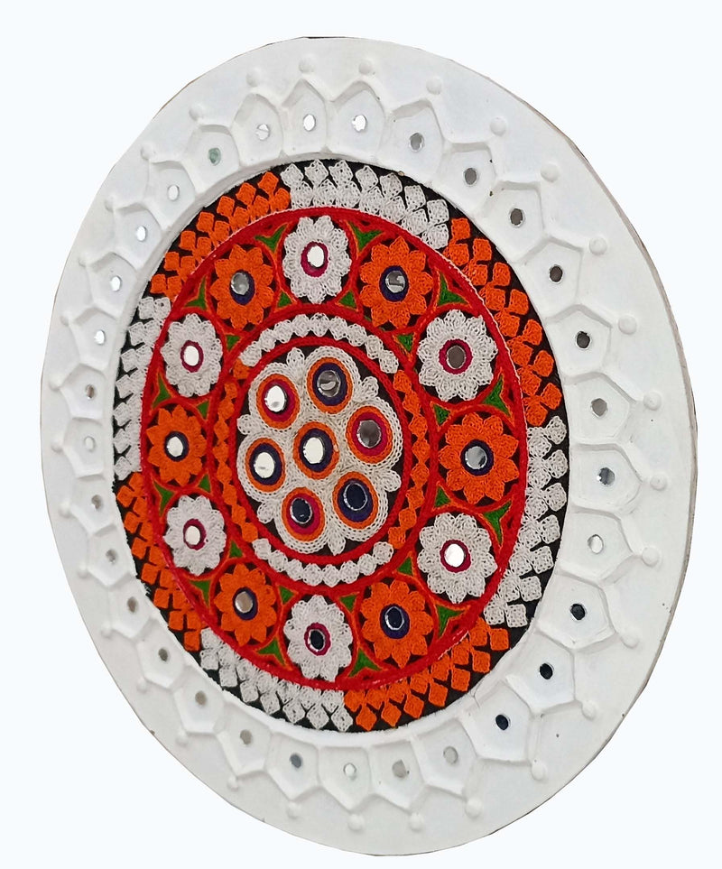 SHAKTI KUTCHI MUD & MIRROR CRAFTS Clay Wall Frame, Round (31 cm x 31 cm x 2 cm, SKMMCWF 12X12 177)