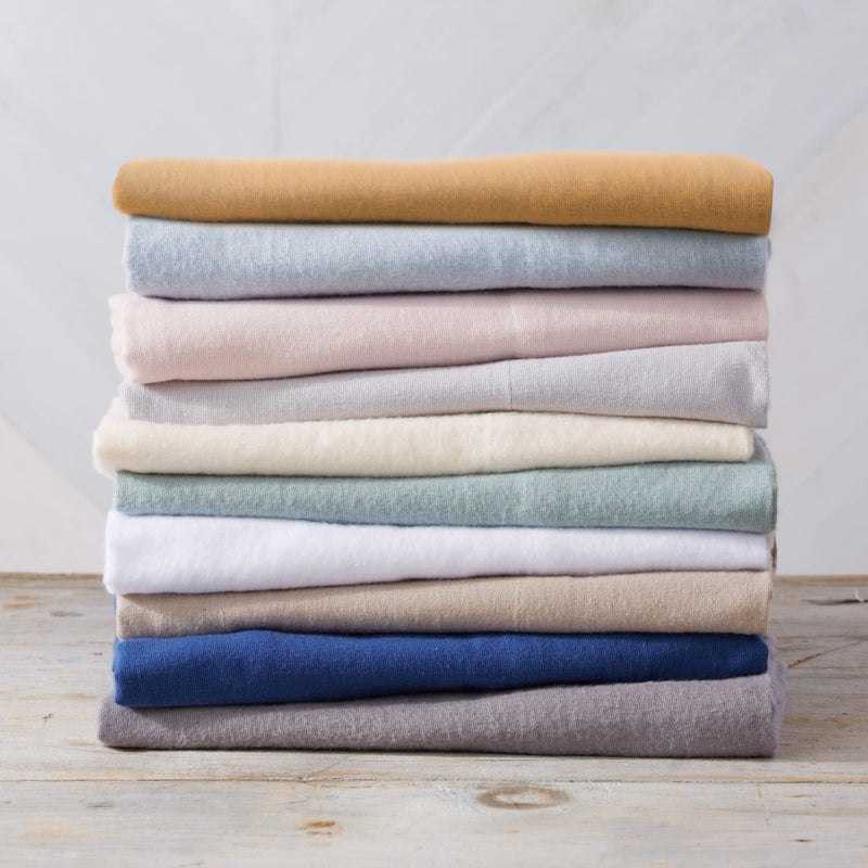 Great Bay Home Extra Soft 100% Turkish Cotton Flannel Sheet Set. Warm, Cozy, Lightweight, Luxury Winter Bed Sheets in Solid Colors. Nordic Collection (King, Winter White)