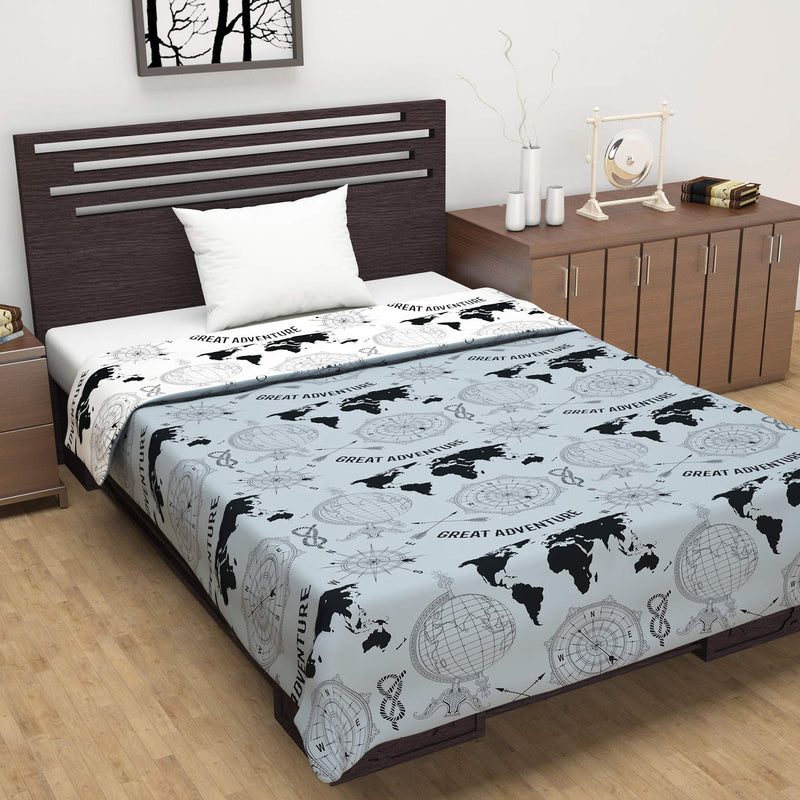 Divine Casa 120 GSM Polyester Reversible Lightweight Printed Single Bed AC Dohar Blanket - (Grey and White, 140 x 210 CM)