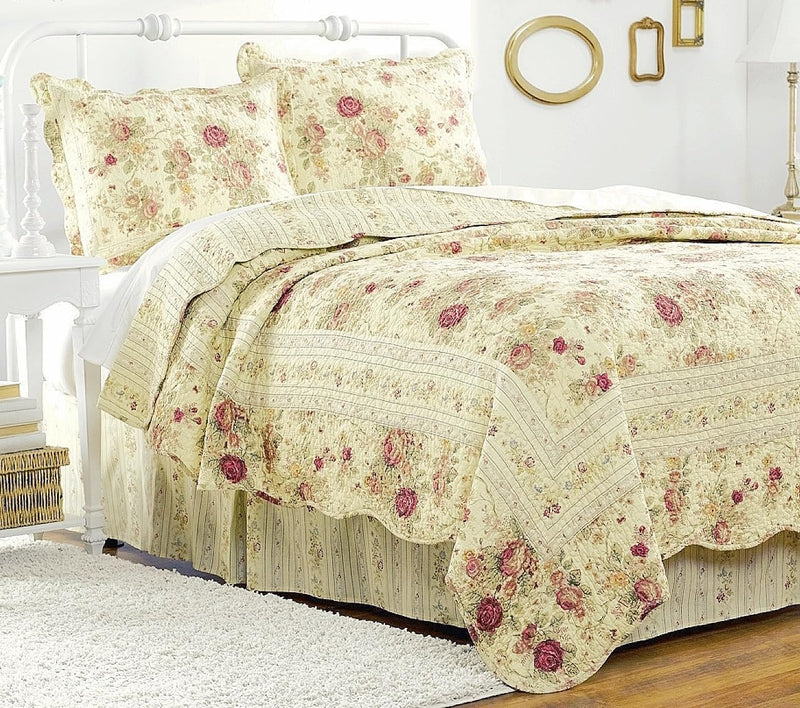 Finely Stitched Romantic Roses Bedding Cotton Quilt Set Queen Size - Includes 4pc Bed Sheet Grippers Straps