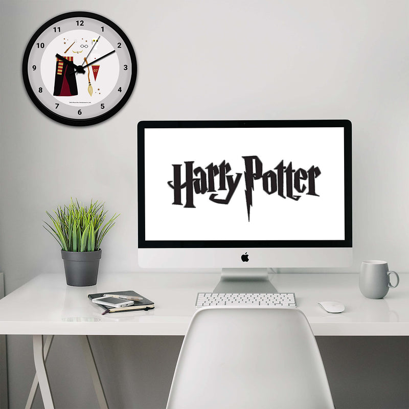 MCSID RAZZ - Harry Potter Wall Clock - Officially Licensed by Warner Bros USA (Favourite Elements (with Numbers))