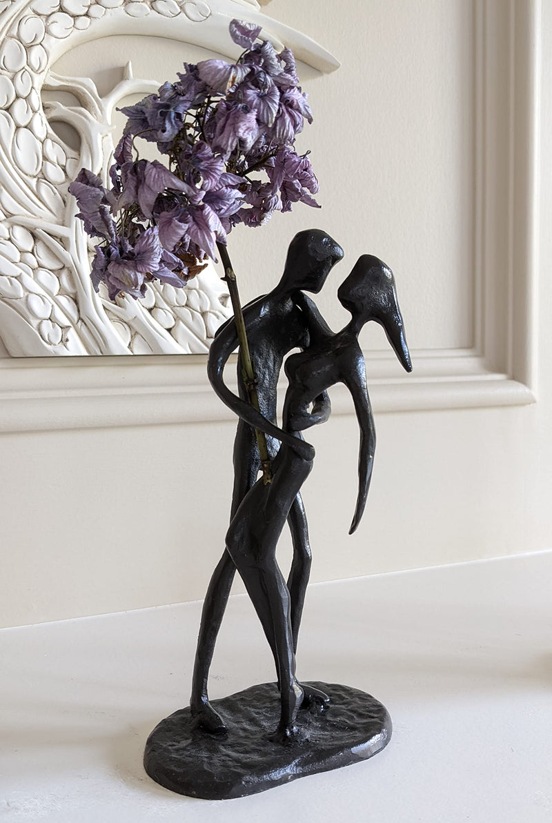 Sennesy Handcrafted Couples Sculpture - Romantic Iron Statue