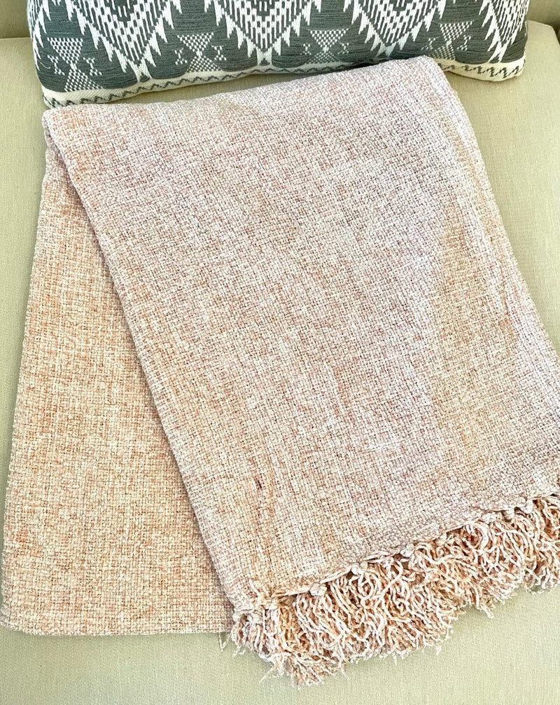 Tangerine casa Handmade Luxury Throw Blanket with Fringes for Sofa, Bed, Couch Polyester, Feels Soft and Warm, Vibrant and Attractive Appearance Pink Chenille 50 * 60 Inches