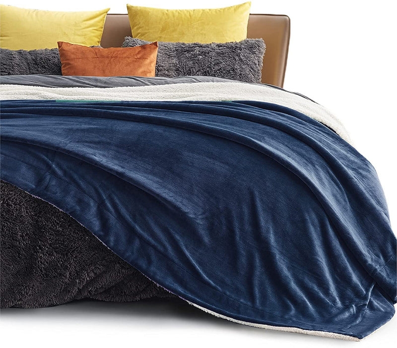 VAS COLLECTIONS® All-Seasons Super Soft Flannel Solid/Plain Blanket/AC Dohars/Duvet/Quilt for Summer, Navy Blue, Size 225X230 cm (Double)