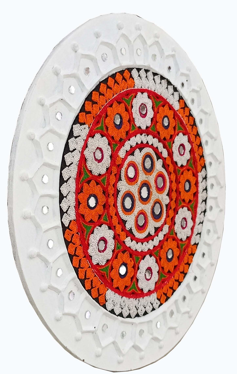 SHAKTI KUTCHI MUD & MIRROR CRAFTS Clay Wall Frame, Round (31 cm x 31 cm x 2 cm, SKMMCWF 12X12 177)