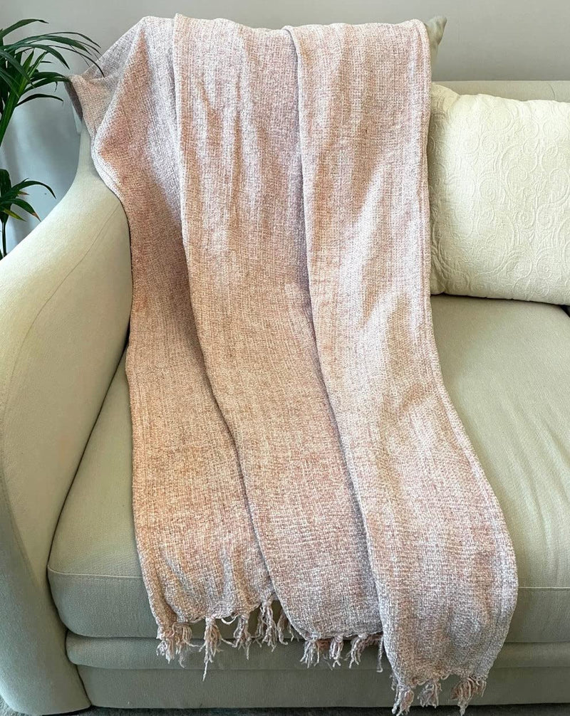 Tangerine casa Handmade Luxury Throw Blanket with Fringes for Sofa, Bed, Couch Polyester, Feels Soft and Warm, Vibrant and Attractive Appearance Pink Chenille 50 * 60 Inches