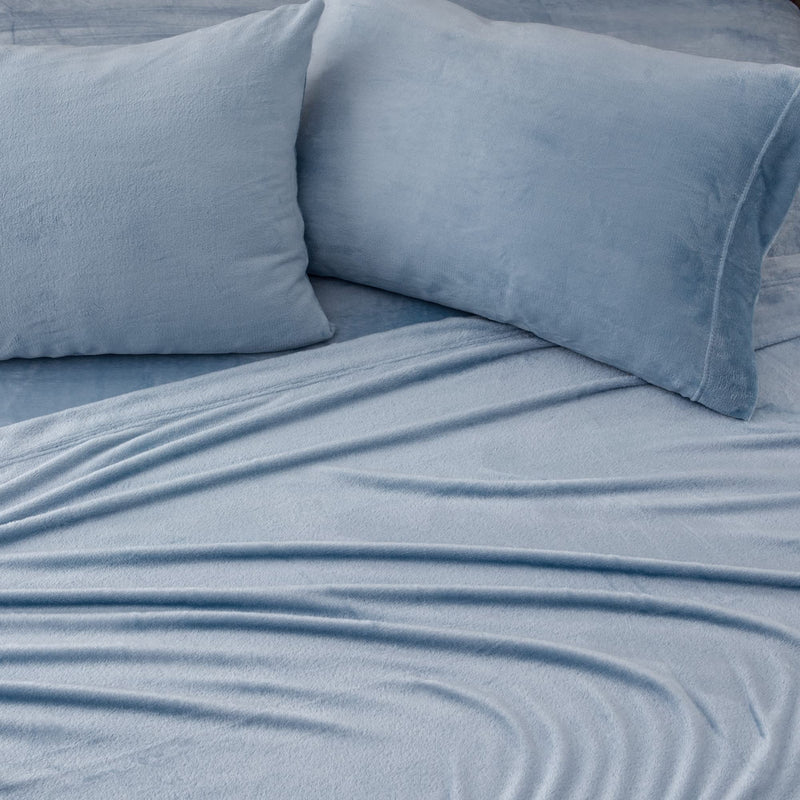 Great Bay Home Extra Soft Cozy Velvet Plush Solid Sheet Set. Deluxe Bed Sheets with Deep Pockets. Velvet Luxe Collection (Queen, Pearl Blue)