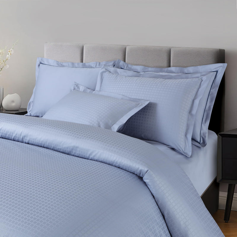 Malako Como Jacquard Pigeon Blue 100% Cotton King Size Bedsheet with 2 Pillow Covers