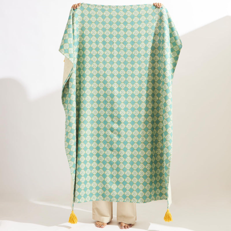 Chumbak Pixel Jaal Throw| Mint