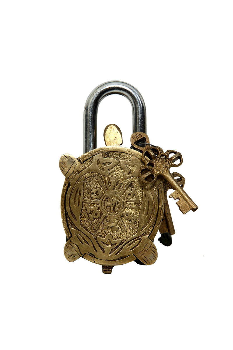 Aesthetic Decors Brass Tortoise Design Padlock (Gold)