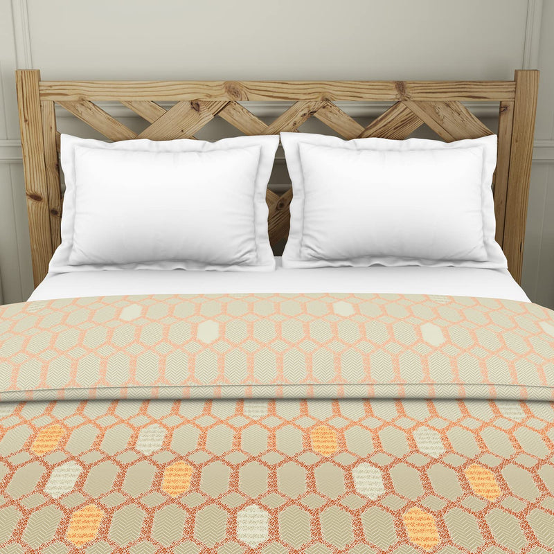 Spaces 100% Cotton Shell Quilt Double 150 GSM Polyester Fill Soft Feel Skin Safe 210 Tc Orange Quilt for Double Bed