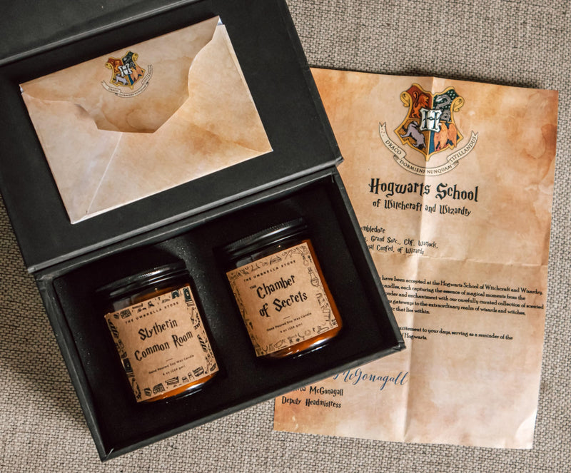 THE UMBRELLA STORE Hary Potter Themed Scented Candle Gift Hamper: Set of 2 Candles| Luxe Hamper Box (Slytherin commonroom+ Chamber of Secrets)