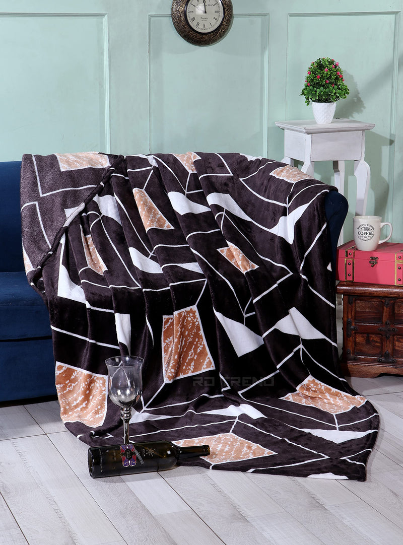 RD TREND Soft Flaneel Throw Blanket for Sofa, Bed & Couch (Multicolor) (150 x 236 cm), Lightweight (Coffee)