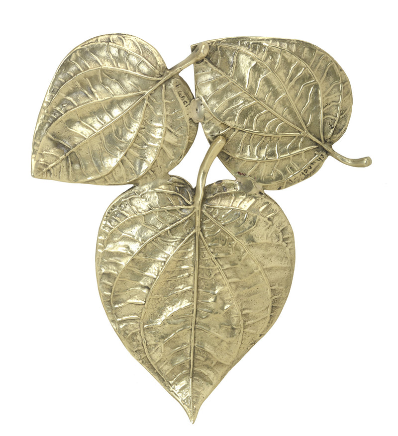 KALARAMBH Brass Leaf Design Fancy Cigarrete Ashtray for Home Living Room Table Decor Git Items Collectible Handicraft Art, Yellow, 8 x 9.1 x 0.7 Inch (L x W x H)