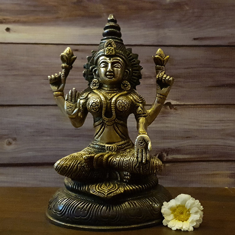 Divya Mantra Laxmi Idol Home Puja Room Diwali Decor Pooja Mandir Decoration Items Living Room Showpiece Decorations Office Sri Lakshmi Temple Murti Goddess Statue Brass Show Pieces - Brown