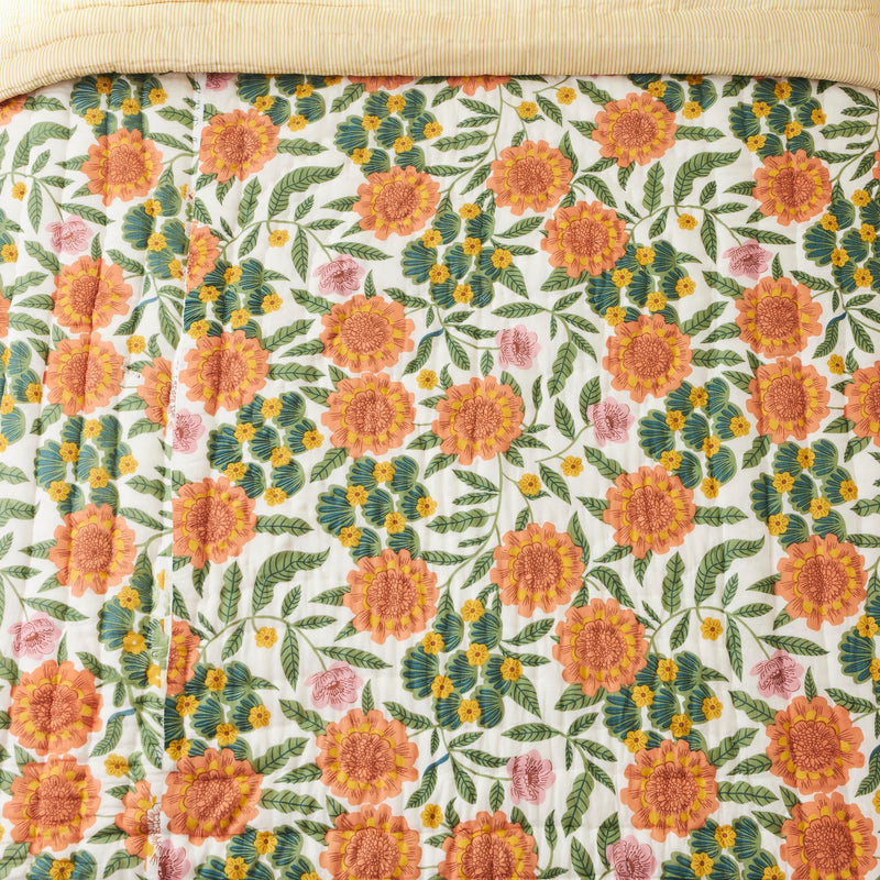 Chumbak Marigold Cotton Quilt, Double