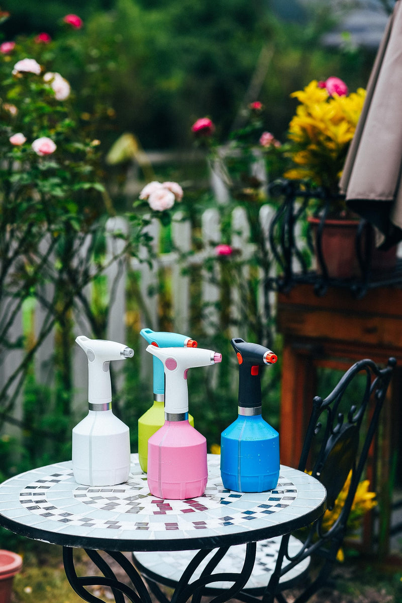 Garden Art 1000ml Electric Water Spray Bottle USB Rechargeable Garden Watering Tool Adjustable Misting Volume Watering Tool for Flower Plant (Pink)