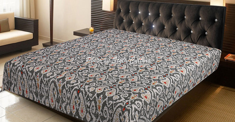 Stylo Culture Cotton Indian Quilt Double Bedspread (274x228cm, Grey)