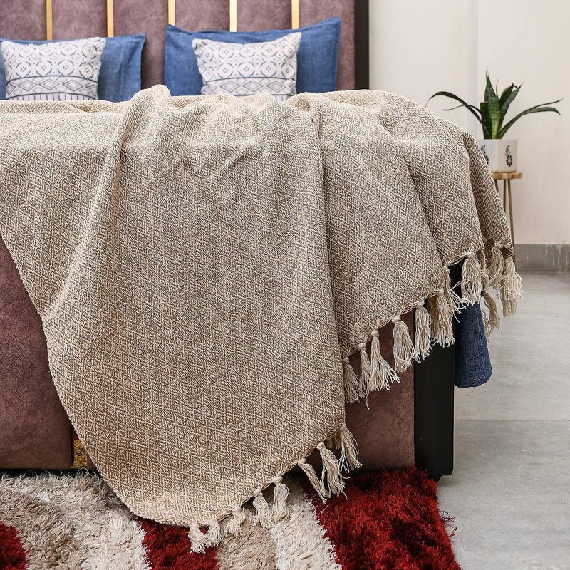 IQ INTERIOR QUOTIENT Diamond Beige Throw Blanket for Sofa,Bed and Couch | 100% Cotton Sofa Throw | 150cmx125cm / 50x60 Inches | Reversible | Pack of 1