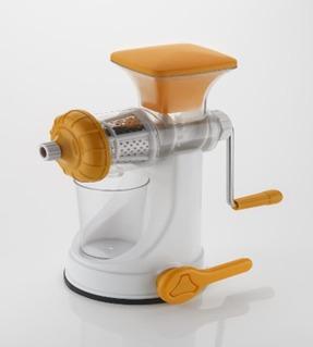 Manual Fruit and Vegetable Juicer with Steel Handle