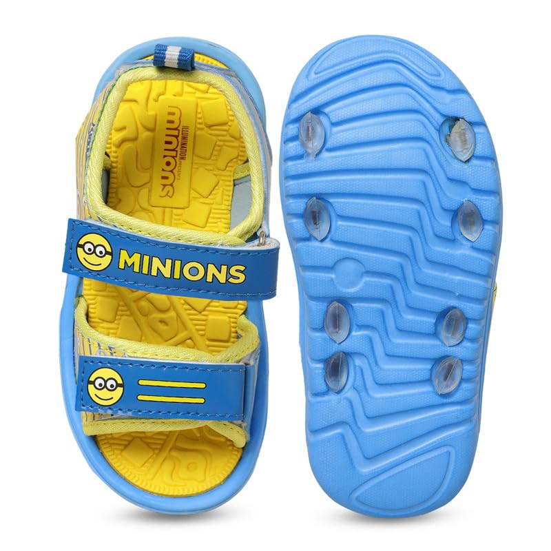 Kidsville Kids Boys Minions Printed Royal Blue Sandals