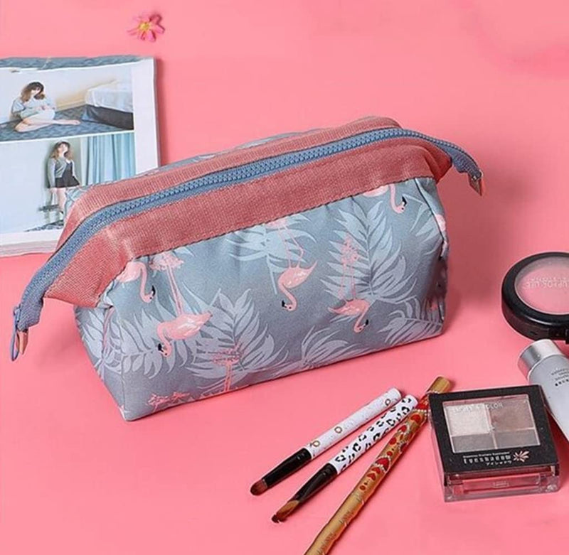 Sichumaria Flamingo Cosmetic Bag Portable Travel Makeup Bag for Women's Large Travel Water-Resistant Zipper Makeup Organizer for Girls Make Up Bag Brush Bags (Pink)13 cms