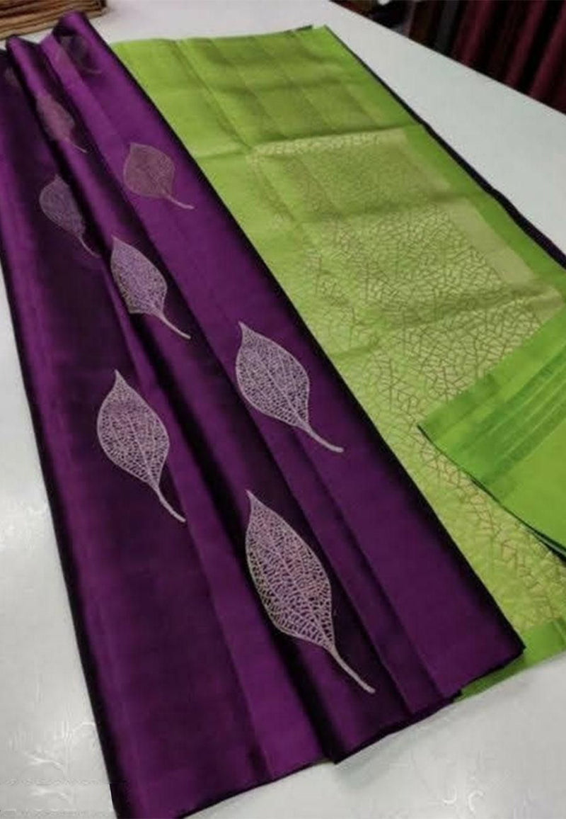 Stunning  Jacquard Weaving Banarasi Silk Saree