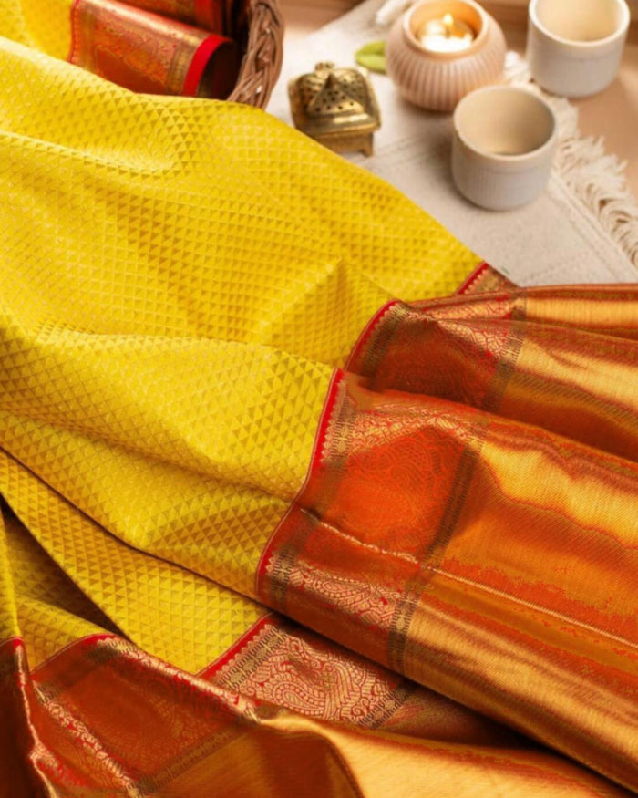 Traditional Jacquard Woven Banarasi Silk Saree