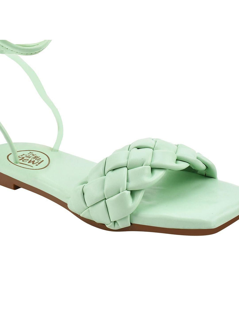 Trendy Comfertable Flat Sandal For Women's