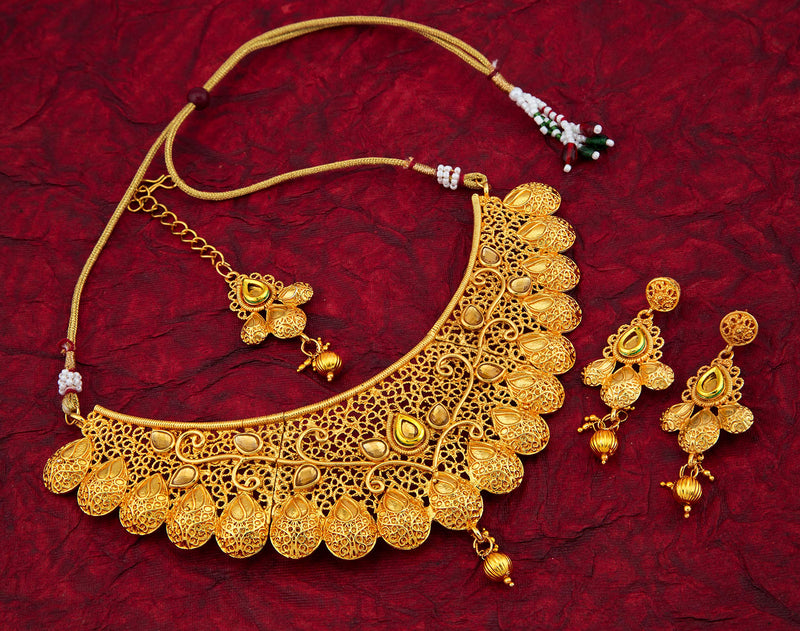 Sukkhi Glamorous Gold Plated Choker Necklace Set Combo For Women